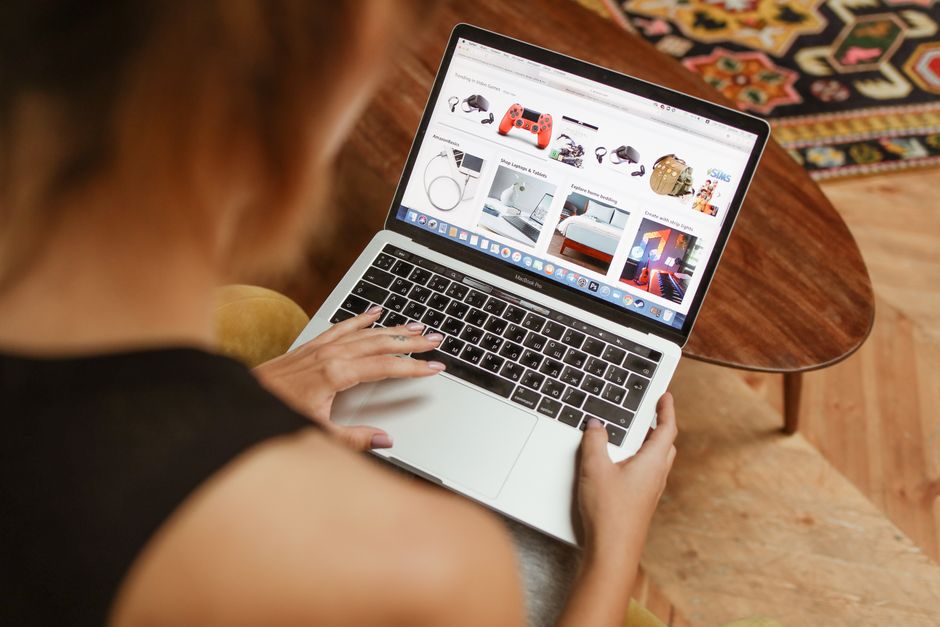 купити ноутбук Apple MacBook Україна — фото