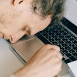 Як розпізнати ознаки вигорання на роботі — Ознаки вигорання на роботі: як їх розпізнати