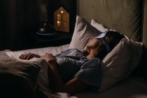 Здоровий сон: скільки годин потрібно дорослій людині — Здоровий сон: скільки годин справді потрібно дорослому