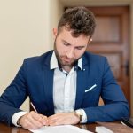 Робота за кордоном для українців: легальні шляхи працевлаштування — Робота за кордоном для українців: як працевлаштуватися ле